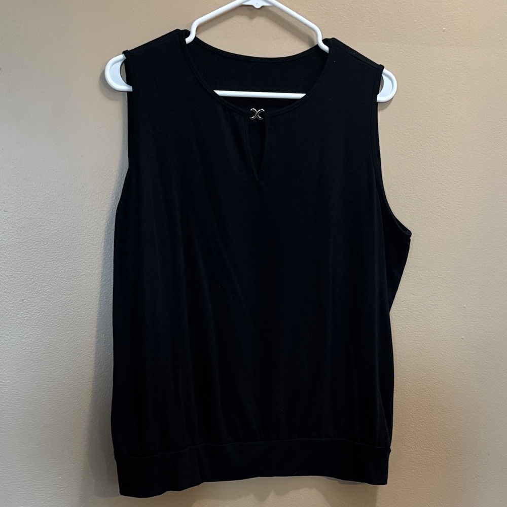 Black Sleeveless Top